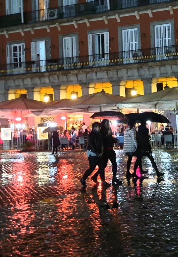 Centro Madrid. Plaza Mayor. Puerta Del Sol. Opera. Apartment Luaran gambar